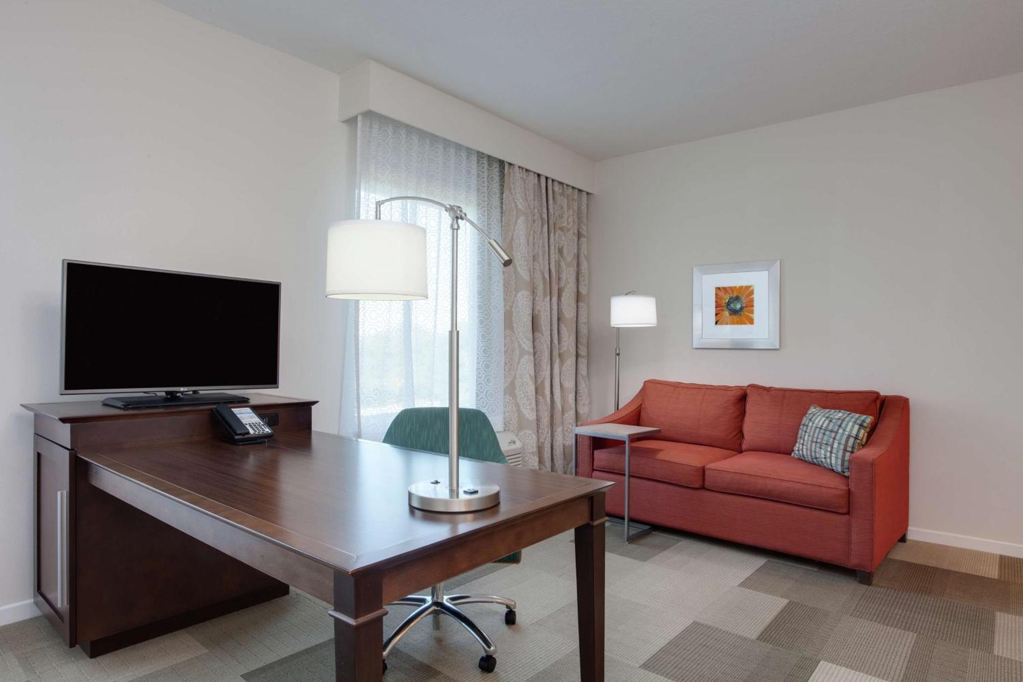 Hampton & - Hotel DeLand